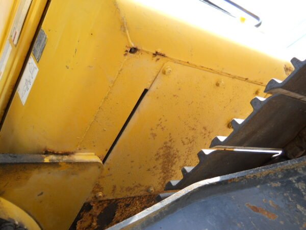PC200-8N1