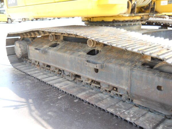 PC200-8N1