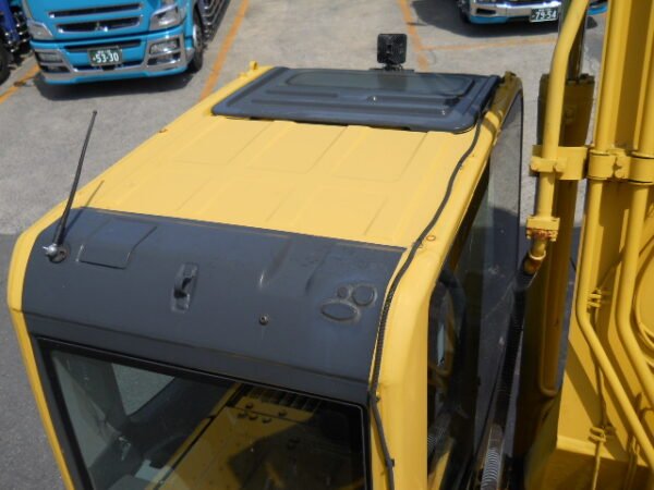 PC200-8N1