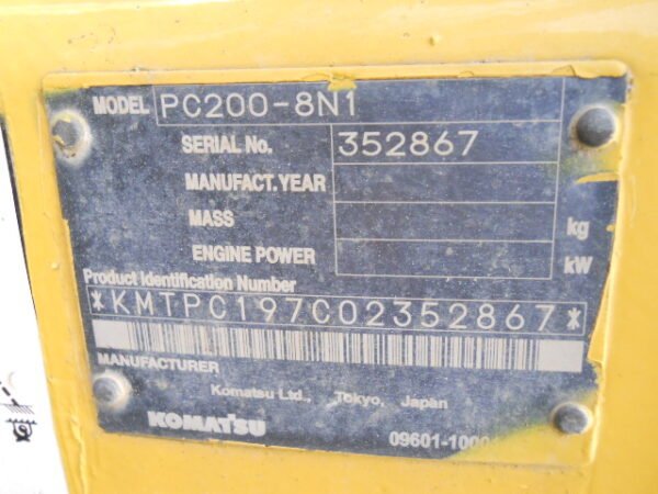 PC200-8N1
