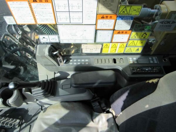 IMG_0478 CAT 320E